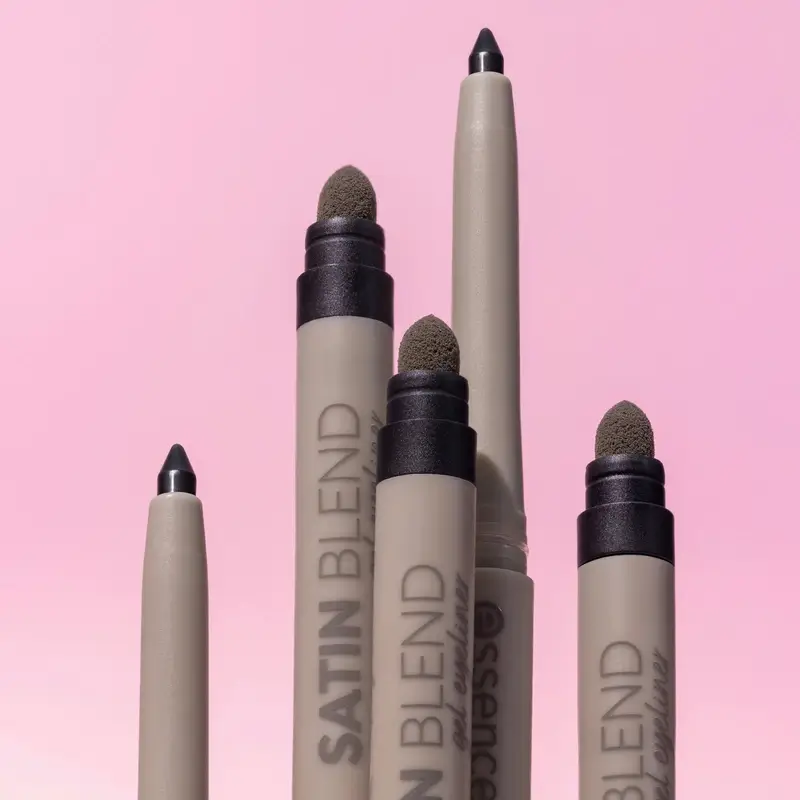Essence Eyeliner En Gel Satin Blend 01 , 0,22 gr - Image 12