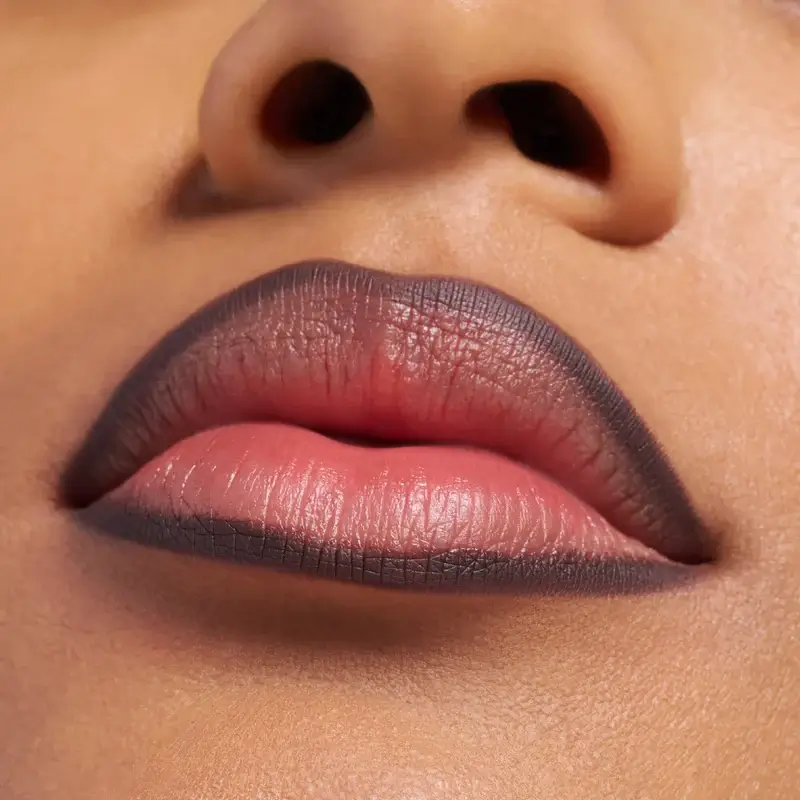 Essence Perfilador De Labios 8H Matte Comfort 22, 0,3 g - Image 7