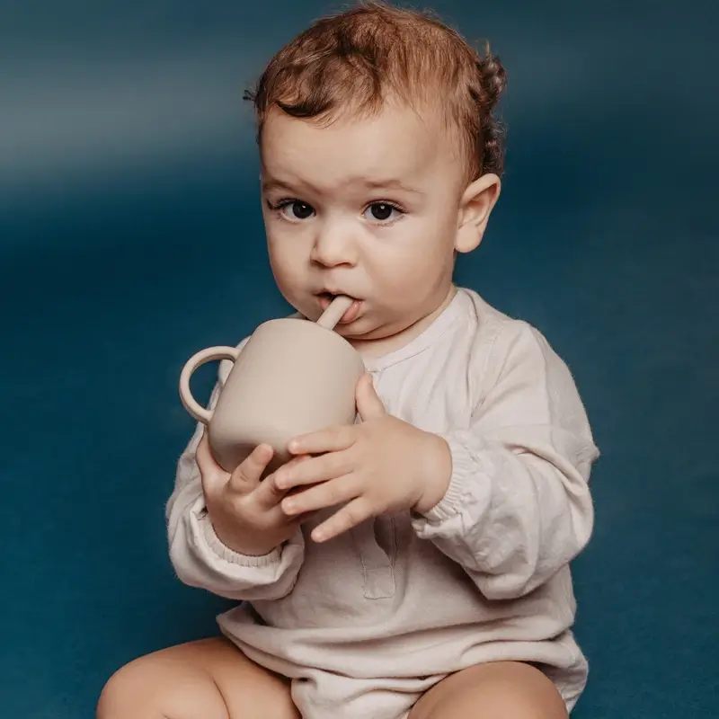 Suavinex Vaso Aprendizaje 3-En-1 De Silicona, +6 Meses, Rosa - Image 8